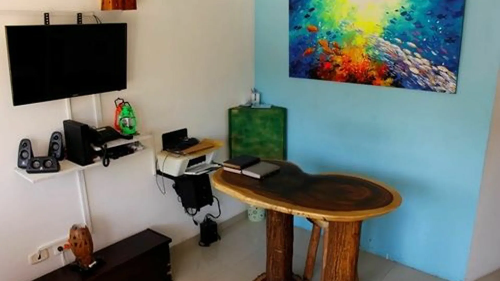 Kiwi B&B Hostal Santa Marta  Affittacamere